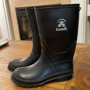 KAMIK Rain Boots Size 5